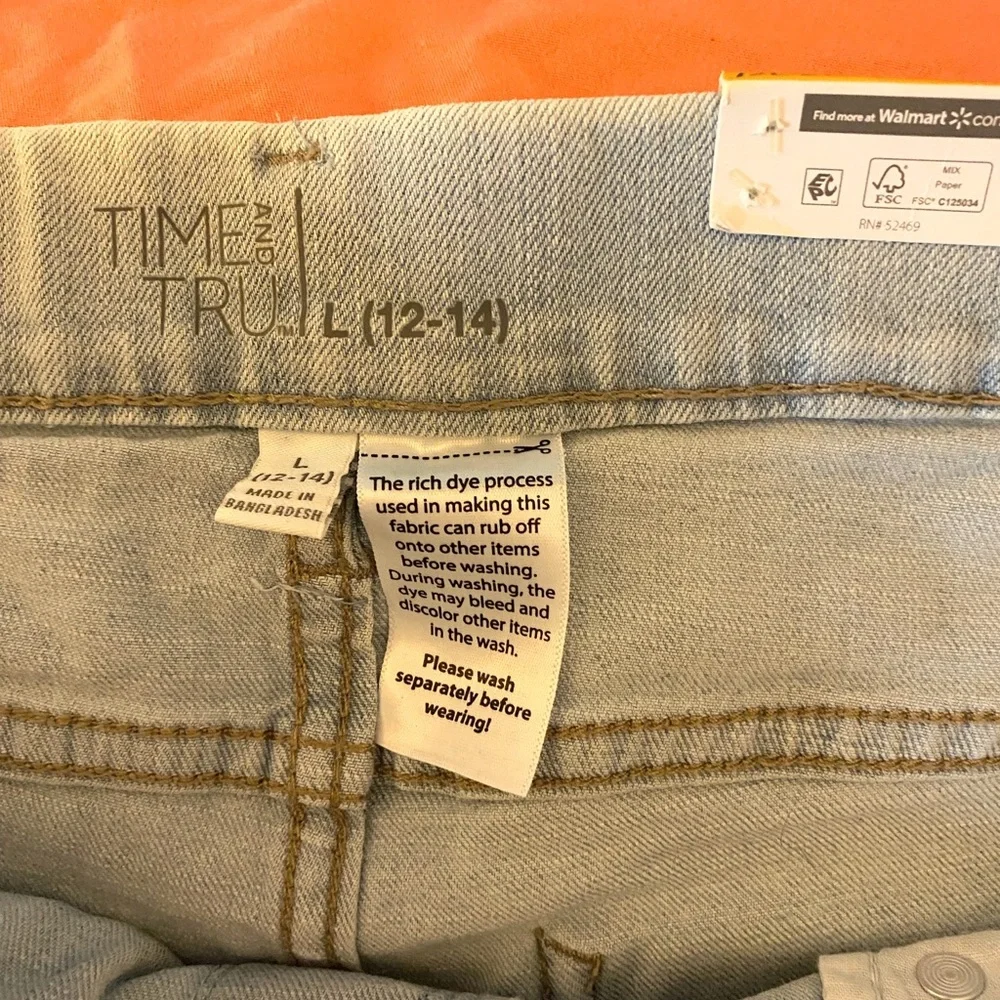 Time and Tru Light Blue Jean Capris